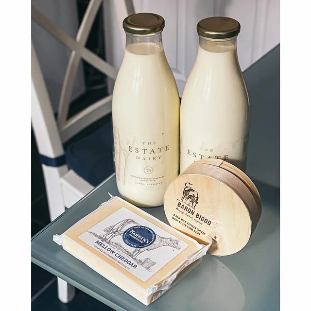 So satisfying seeing our home deliveries go out today 👌 Thanks for the shot <a href="/chat_coloc/">ชัชดะ</a> 🔥🙌💯 #london #milkman #homedelivery ift.tt/39c5eAj