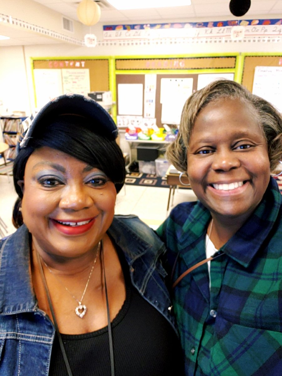 Iris Streeter tweet media