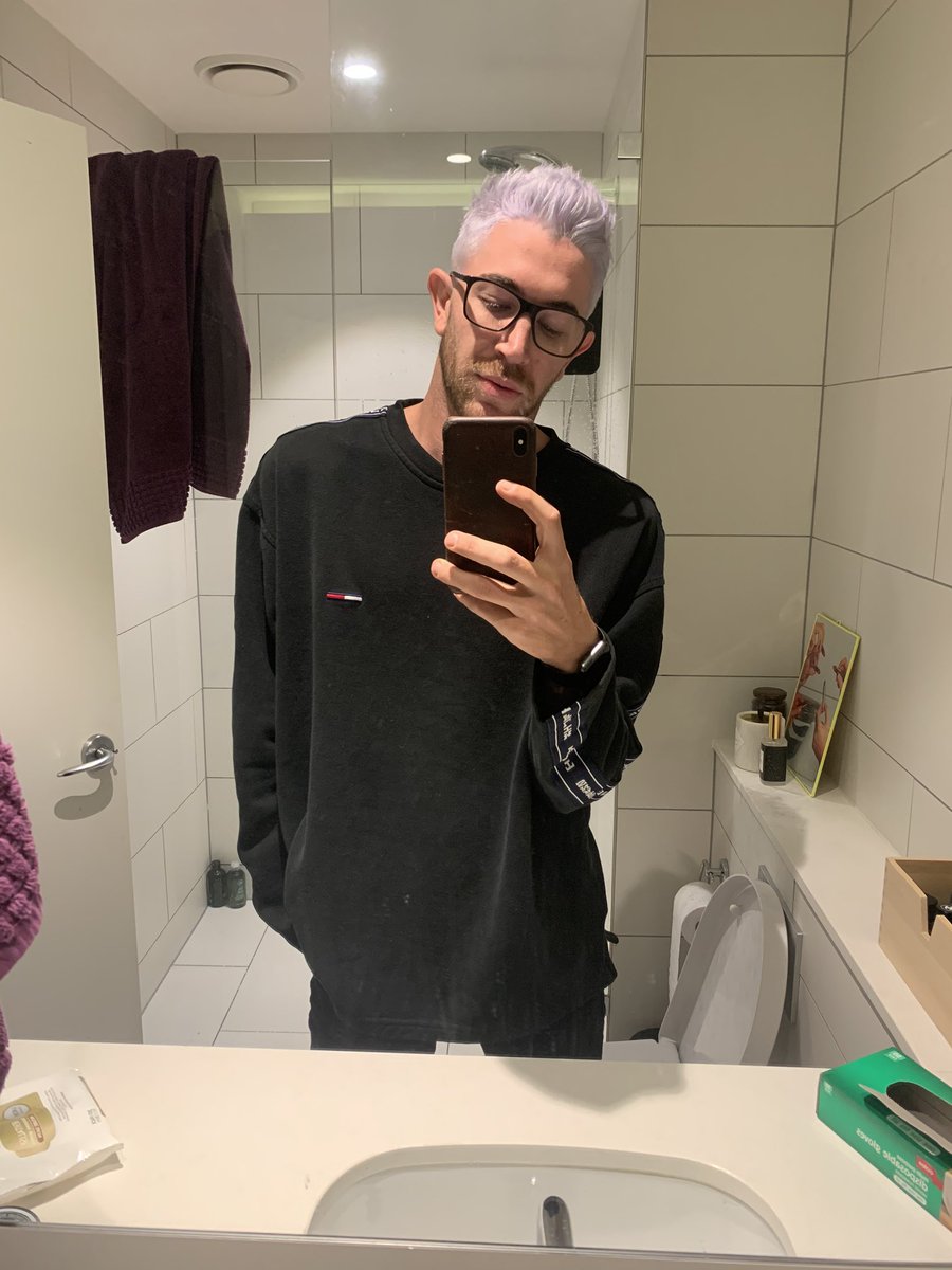 DamienDysonxxx's tweet photo. Do you like my new hair? #gayboy #hair #hottie #aussiemate #blonde #fuckme https://t.co/HEgYOb8miu