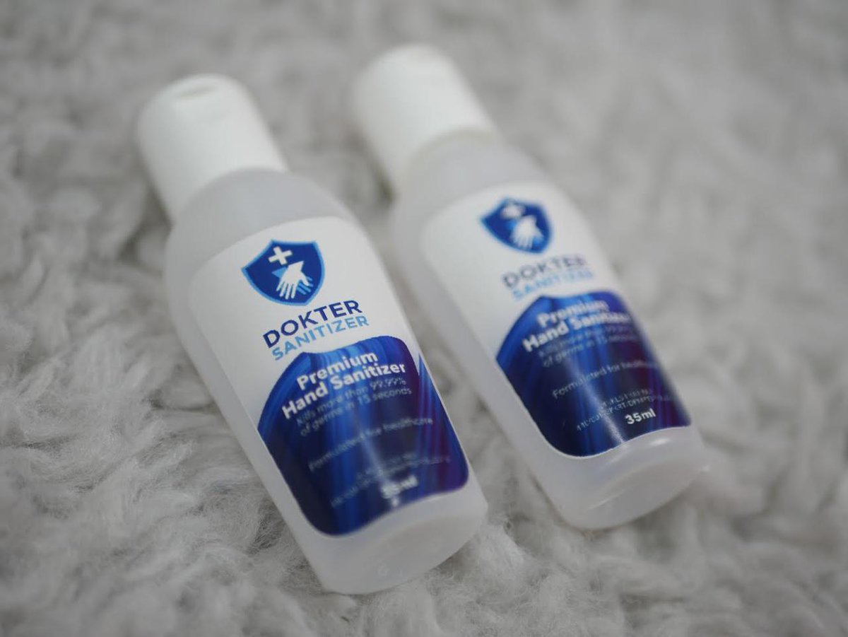 12ee12ee's tweet photo. Open PO
Ukuran 35ml = 25k
Ukuran 125ml = 49k
Ukuran 500ml = 145k

* Paket Bundling
1pcs 125ml  + 2 pcs 35ml = 90k ajaaaaaa

Beli 5 botol dalam 1 ukuran ada diskon loh !!!!!
Buruan order karna hand sanitizer makin langka !!!!
#handsanitizer #doktersanitizer https://t.co/z1cMtTYGSd