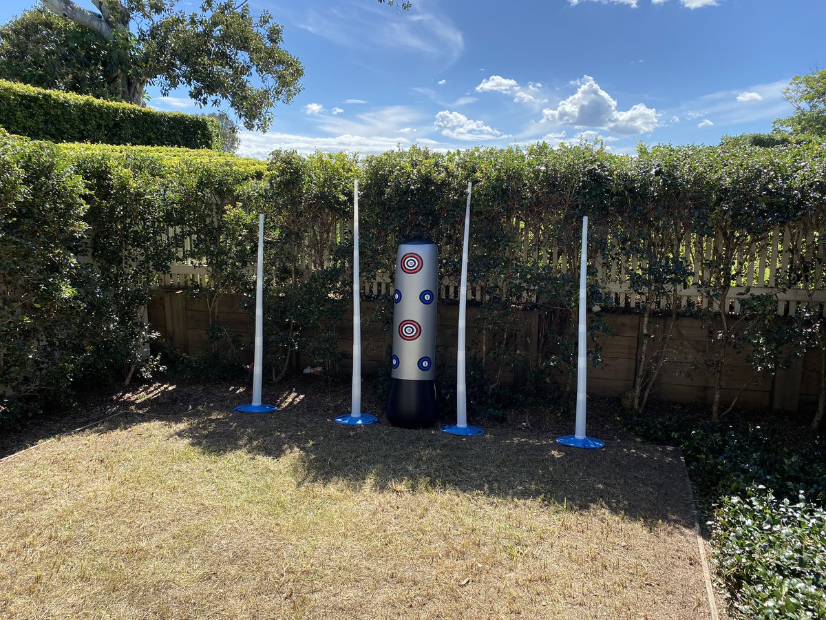 Target 🎯 practice. Isolation will help this family nail their goal kicking #posthigh #footy #sport #kids #juniorfooty #auskick #fun posthigh.com