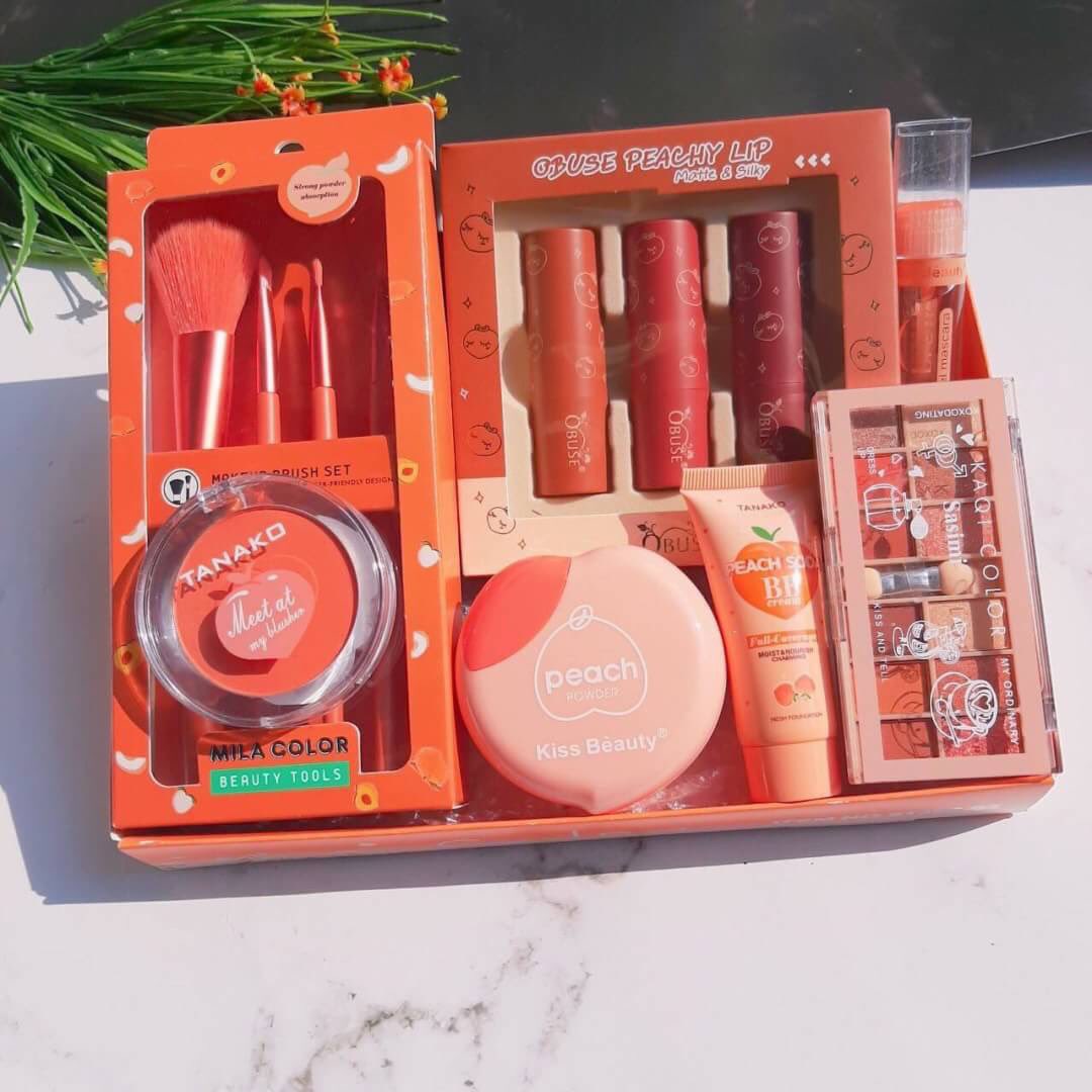 ShoShoping's tweet photo. #ส่งเซตละ375.- แท้💯💯💯 🍓🍓🍓🍓

Makeup peachy 🍑🍑
.
🍰เล็กๆน่ารัก สินค้าประกอบไปด้วย เซตแปรงแต่งหน้า + ปัดแก้มแบบตลับ + eyeshadow โทนน้ำตาลโทนส้มอิฐ + มาสคาร่าใส + BB Cream + แป้งพัฟพีช + ลิปสติกยกชุด 3 ชิ้น แน่นๆ 💓💓

ส่ง 375 -  🍊🍊🍊🍊 https://t.co/xRaELYt1uS