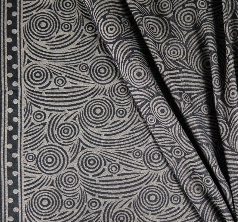 DIDYMOS_Baby's tweet photo. AEOLOS 💨 The God of the Wind in Greek Mythology.
Circles and lines moving, rotating, swirling around create a beautiful graphic pattern and add a dynamic feel to our new model Aeolos. 
#didymos #didysling #itsadidy #didymosbabywearing #tragenistschön #tragetuch #draagdoek https://t.co/ggMVqfrXIh