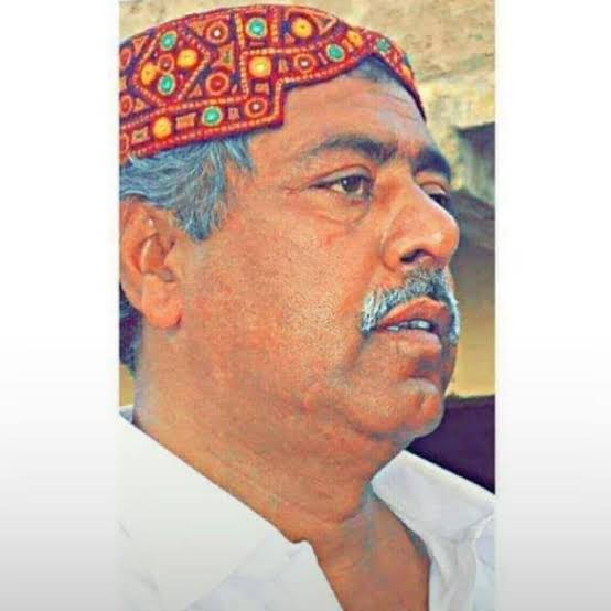 saffeeRock's tweet photo. A hero is born among a hundred, a wise man is found among a thousand, but an accomplished one might not be found even among a hundred thousand men.  #ShaheedBasheerQureshi https://t.co/rDwdEEY8bn