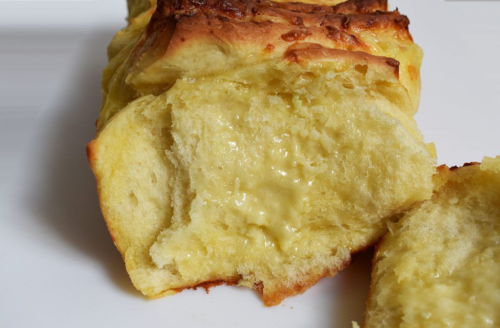 lightscambake's tweet image. Have you tried the #Garlic and Cheese #PullApartBread yet?

#recipe: buff.ly/39xOGmA