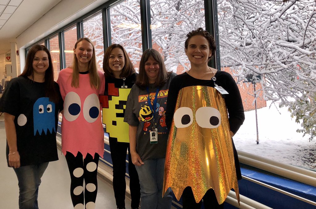 AkemiSessler's tweet photo. So grateful  to work with @stefaniebeane the past 6 years @DrydenSchool She is such a hard-working, fun-loving, passionate leader for our students &amp; staff! #APWeek2020 https://t.co/w5yXFDThZm