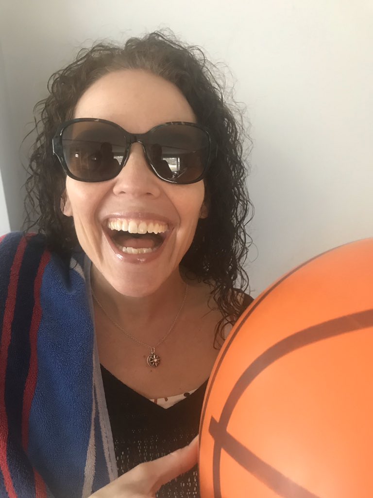 AkemiSessler's tweet photo. So grateful  to work with @stefaniebeane the past 6 years @DrydenSchool She is such a hard-working, fun-loving, passionate leader for our students &amp; staff! #APWeek2020 https://t.co/w5yXFDThZm