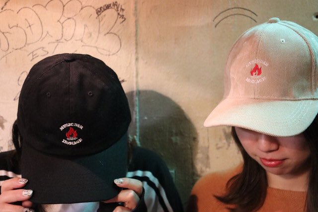 HOKAGE012's tweet photo. 本日からHOKAGEのオンラインストアにてドリンククチケット回数券を購入できるようにいたしました。

その他シャツ、キャップ、ピンズ、キーホルダー、灰皿と色々あります。

お時間、余裕あれば是非チェック、サポートよろしくお願いします。

https://t.co/i3GW70BmQX https://t.co/cmWoYuLWtC