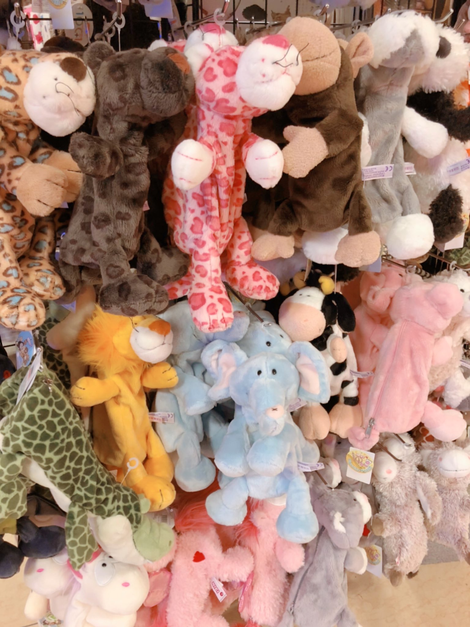 ヴィレッジヴァンガード小樽店 בטוויטר Nici ドイツのぬいぐるみブランド ペンポーチもキーホルダーもフワモフでとってもかわいい 動物園できそうなくらい種類揃えてます 友達とオソロで買ってくお客様が多いです Nici ぬいぐるみ ペンポーチ ヴィレッジヴァンガード小樽店 בטוויטר Nici ドイツのぬいぐるみブランド ペンポーチもキーホルダーもフワモフでとってもかわいい 動物園できそうなくらい種類揃えてます 友達とオソロで買ってくお客様が多いです Nici ぬいぐるみ ペンポーチ