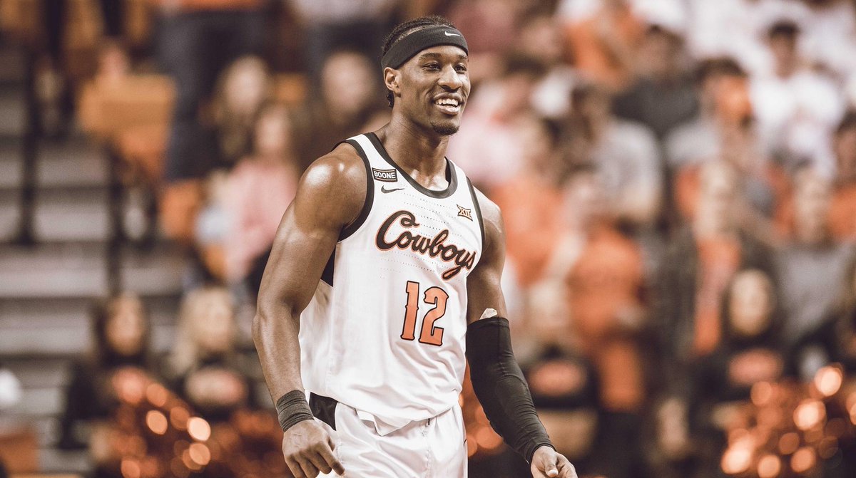 SamMarshall10's tweet photo. Don’t change something you’ve already perfected, now. Unrelated, please donate all sheriff’s badge helmets to charity. @OSUAthletics @CowboyFB @OSUMBB @OSUBaseball https://t.co/eJcJXYv2m1
