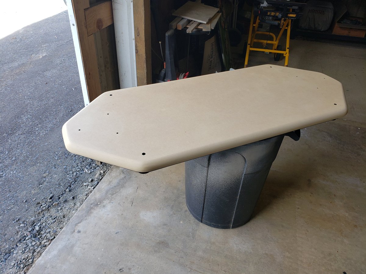 EnviousMods's tweet photo. Re-sanding the base of the new base so it'll be perfect. Up next is primer, sanding and paint!
#enviousmods #enviousmodshop #envioushq #promodder #modshop https://t.co/XPQZeX6d71
