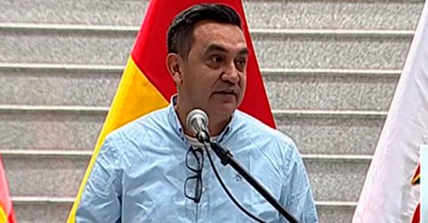 LaRazon_Bolivia's tweet photo. #Bolivia 
El Gobierno analiza devolución de aportes a las #AFP a personas que no reciban bonos
https://t.co/RshDPEnNW5 https://t.co/QfCLx6SNmk
