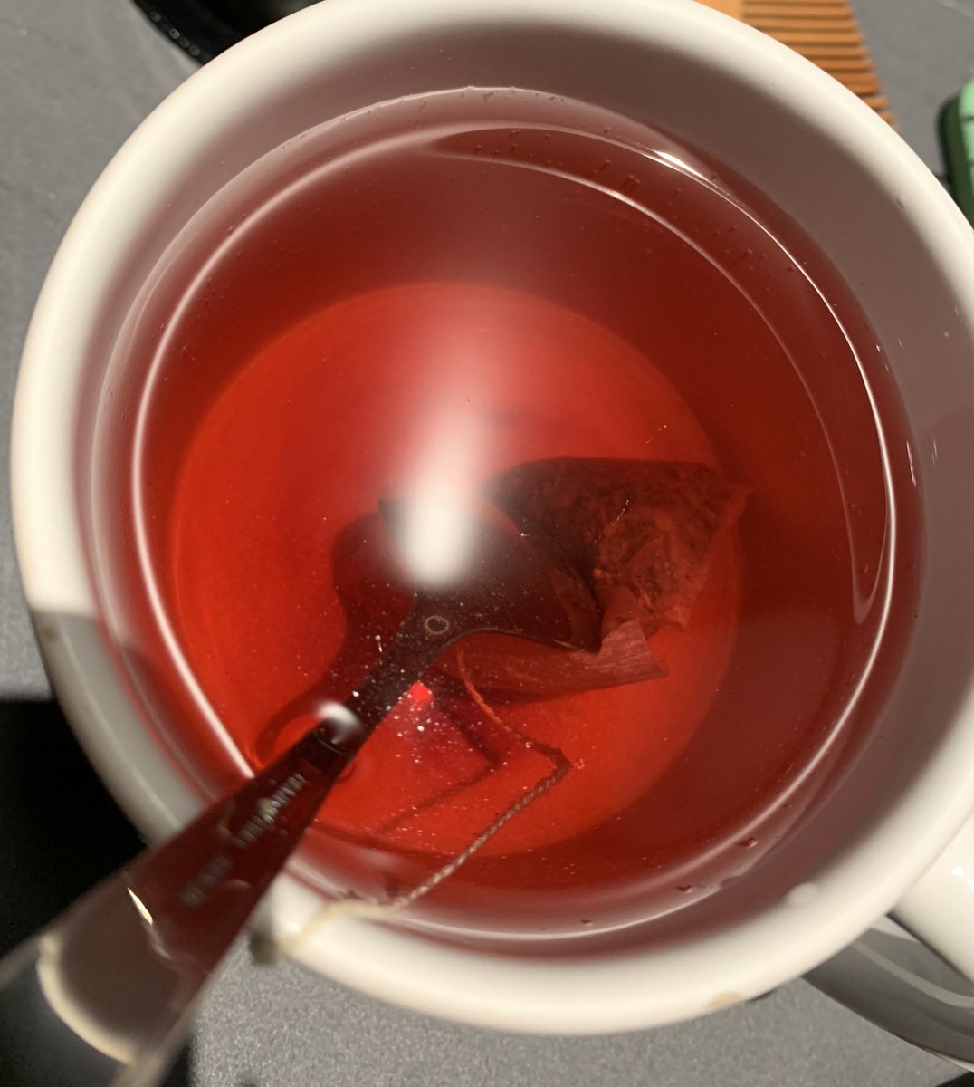 manddsTV's tweet image. Meu chá menstruou