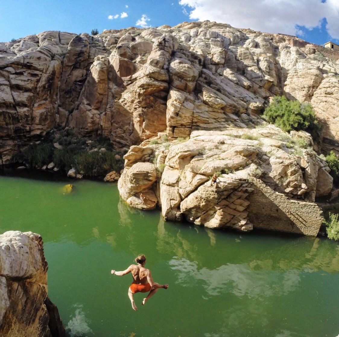 Bilbodatoad's tweet photo. Always take a leap of Faith🐸

I hope your week is full of Adventure and Deep Reflection⛺️🛶🧘🏼‍♀️☮️🐸 #ToadLyfe #BillyBeingBilly #GoOnOneAdventureADay #YERW #PursuitOfHappyness #Adventure #CliffJumping #GoPro https://t.co/veKfb3eiqv