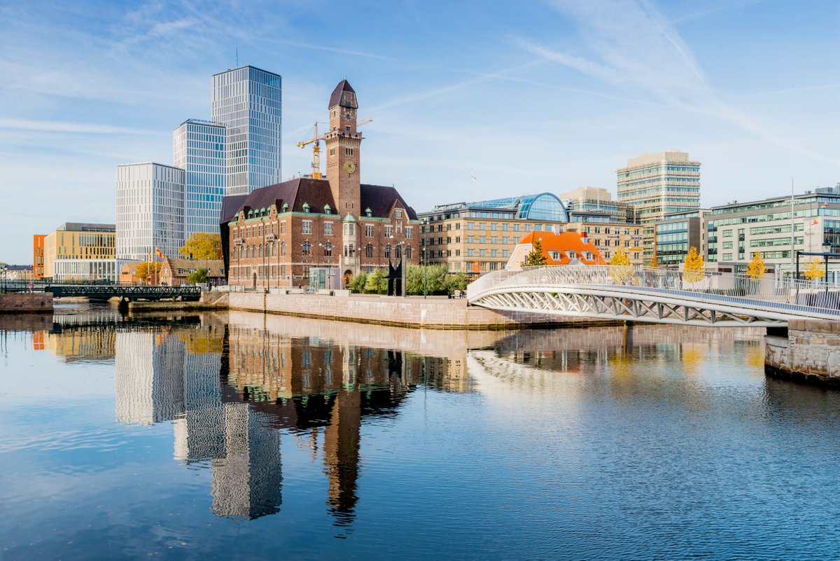 HeatNetworksSE's tweet photo. What happened in the district heating business last month? 
We have tried to compile the news stories to easier keep track. Please go on and have a look, is something missing?  --> https://t.co/qKuLM2FTDz

#shcswed #districtheating #heatnetworks #shc20 #newsupdate https://t.co/wjv7aL3y3k