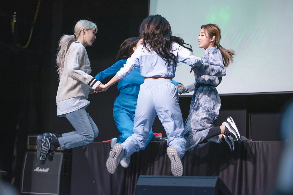 Dat 37<333  @RBW_MAMAMOO