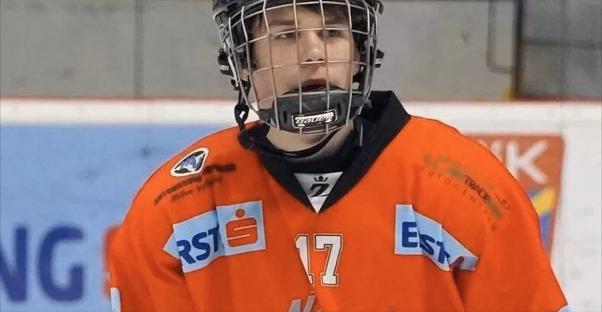 .<a href="/LangtonJrHockey/">Langton Royals Jr Hockey Club</a> sign young blueliner Matej Neckar from Czech Republic, will bring skill, youth to Royals

MORE HERE: cpjhl.com/news/royals-si…
