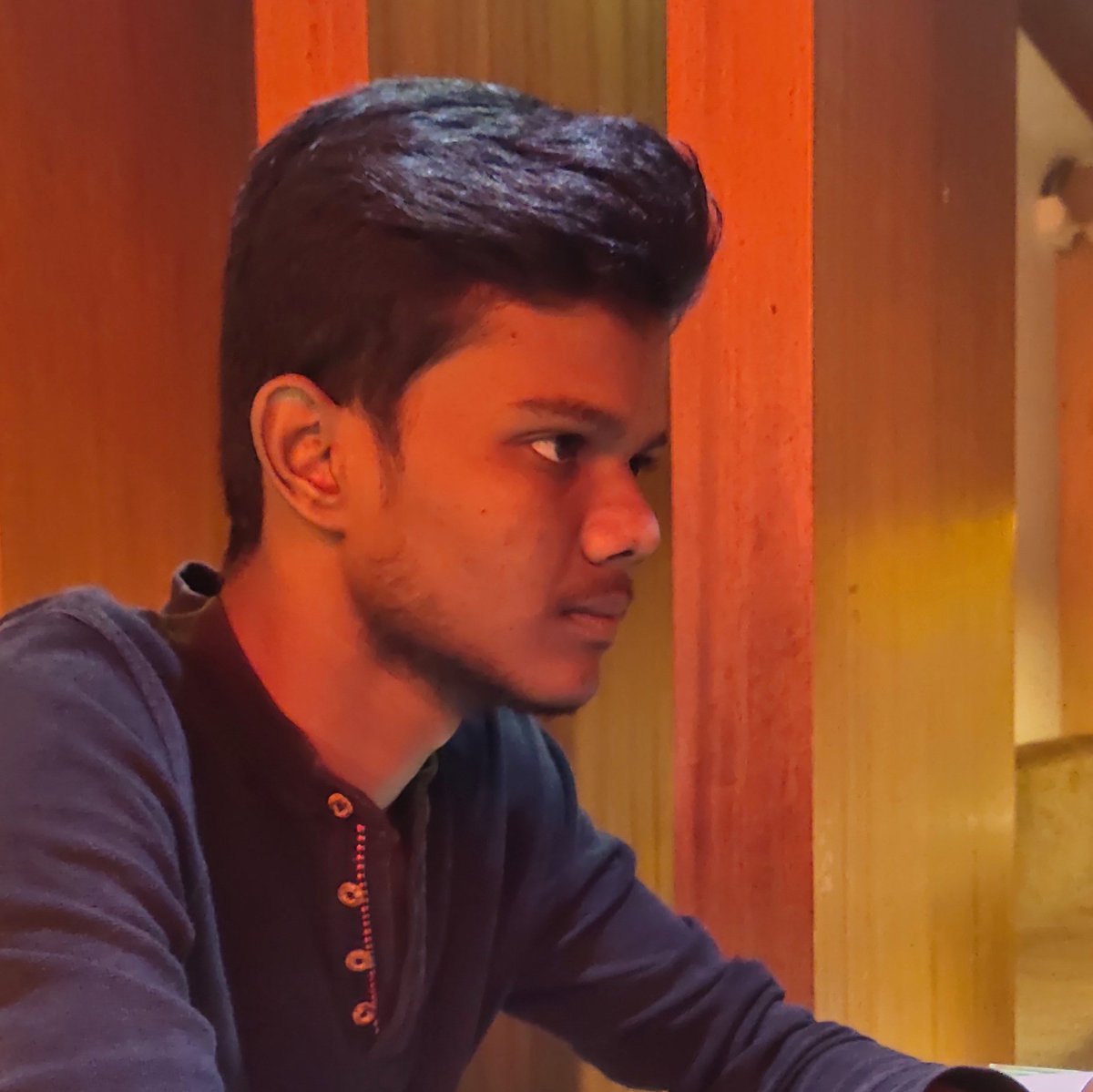 pranesh_shiva's tweet photo. #NewProfilePic https://t.co/Czgh4zCrpi