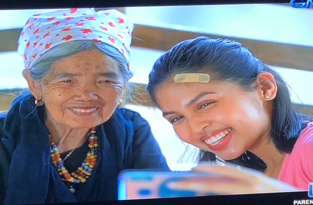 earnestviewer's tweet photo. "Pagkatapos ng lahat, even your pain can be turned into something beautiful." - Nina

#MellowMyxVJMaineDay3
#MaineMendoza | @mainedcm
Biyaheng Brokenhearted https://t.co/hE7hKOjohu