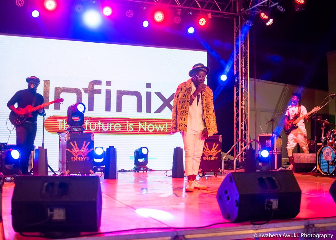 AchiaaAkosua19's tweet photo. Awwww Ama Ghana what do u want this Man to do again can't we prise his name small ππ @shattawalegh is The #HistoryMaker,The moko Hoo, The ADK,The music industry savior and will always confuse u the haters,he is blessed #Longlive #Shatta wale
#ShattaHistoryMaker #FaithConcert https://t.co/R0UmomwllO