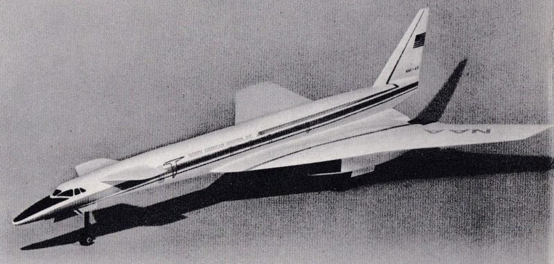 Il diffère des autre proposition par son nez "classique", n'ayant pas besoin de se baisser grâce aux volets et becs montés sur l'aile. Mais ce cockpit ne lui permettrait "que" d'atterrissage Mach 2,7...