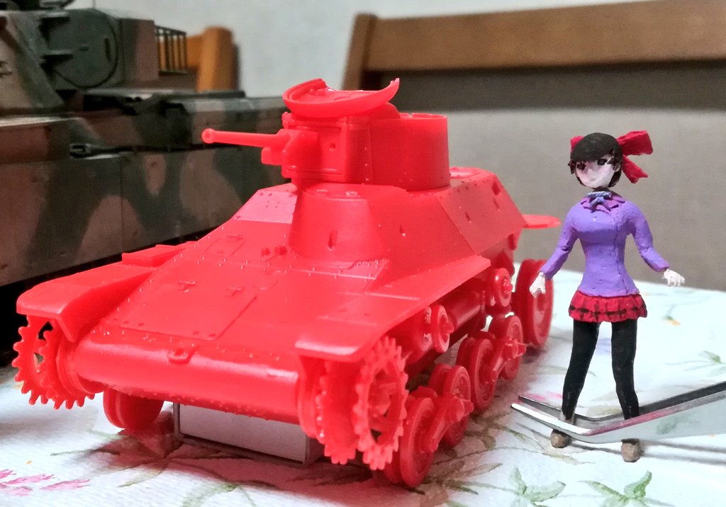 てけ めがねっ子推し Auf Twitter ファインモールド製ガールズ パンツァー リボンの武者 1 35 九七式軽装甲車テケ作ってます 鶴姫しずかフィギュアを自作してます 色試し塗りしてみたらいい感じかな ガルパン リボンの武者 九七式軽装甲車テケ 鶴姫しずか