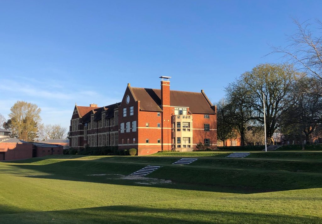 BromsSchool's tweet photo. We’ve woken up to a beautiful day at #BromsgroveSchool. One of our residential staff took an early morning stroll and captured these images. Why not explore your own garden today and see what you can uncover. #StayHomeSaveLives https://t.co/FcGe0Ivnju