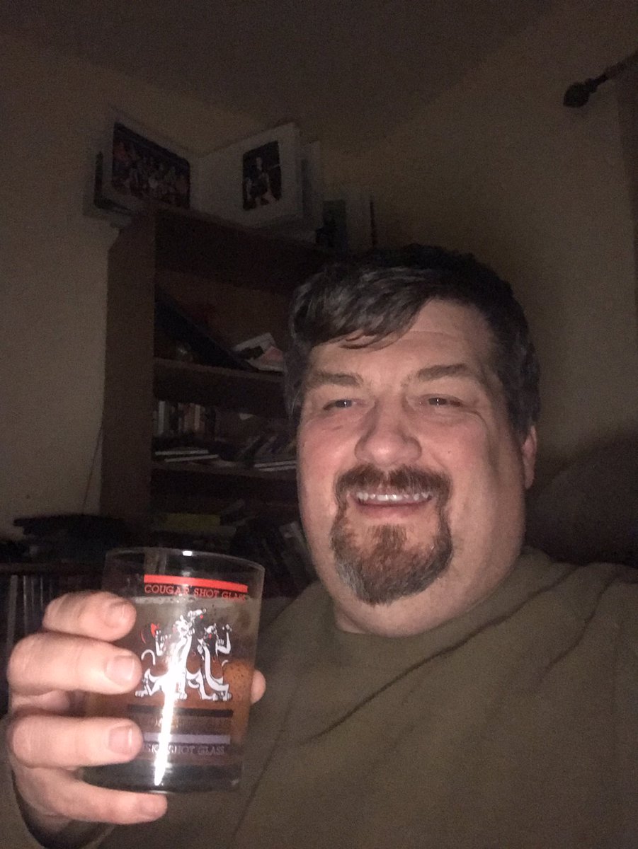 KevinLSwartz's tweet image. Tonight is to families of first responders and those on the front lines who are sharing their everything that the world may be saved. #TimetoToast