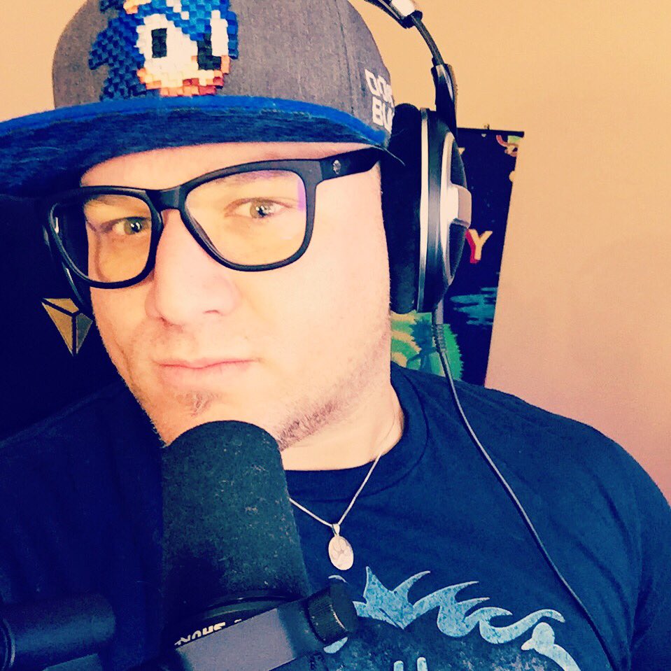 ArctixTV's tweet photo. NOW LIVE - GET IN HERE!

https://t.co/xPPosbbOgw 

Join us in the Cold-Hearted Arena as we play @CallofDuty Warzone and @PUBG PUBG Solos and Squads with Viewers! Early Sunday Funday begins NOW!

#arctix #twitch #warzone #battleroyale https://t.co/R9tA77Y3Km