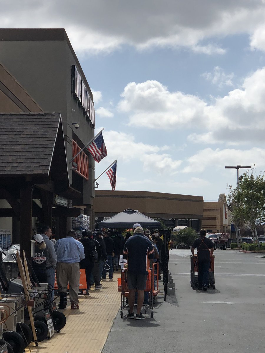 Love my store. Love my team.... Thank you for staying strong. We appreciate you all!! Keep pushing forward. We got this... ♥️