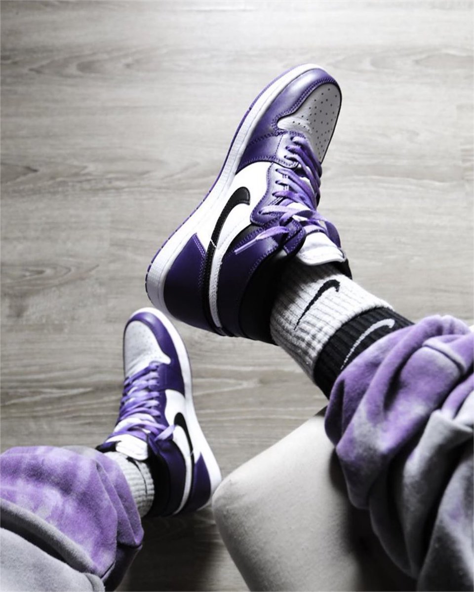 jordan 1 court purple with purple laces