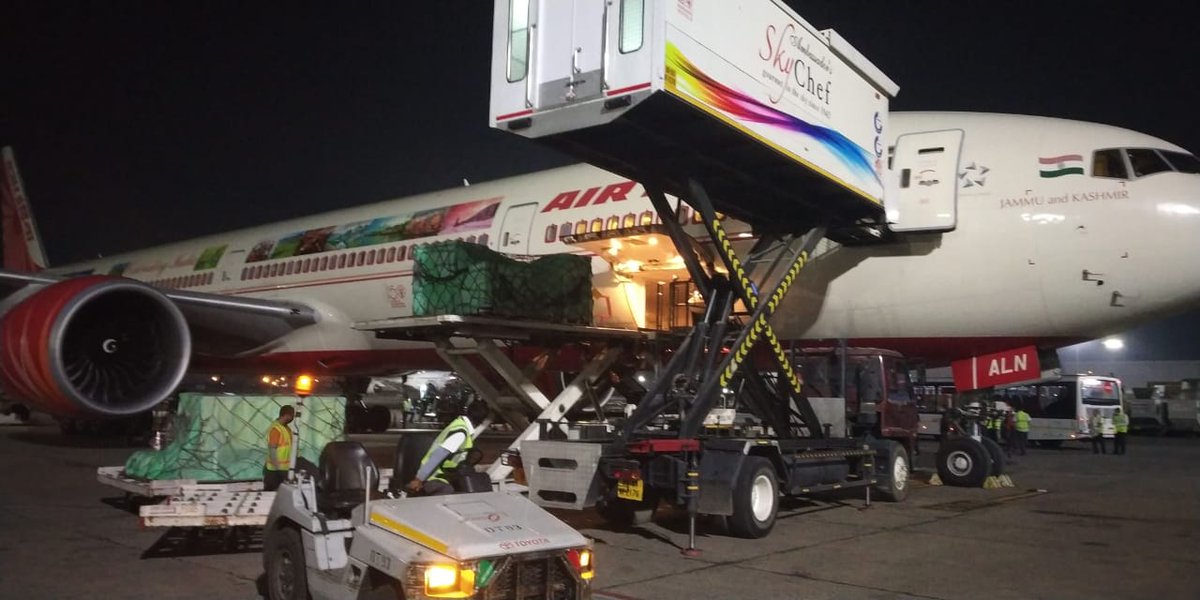 swachhbharat's tweet photo. .@airindiain launched its first cargo flight to lift essential medical kits from #China yesterday. Loaded and returned, the final cargo figure on board AI349 this morning at 0450 hrs stood at 19,416 kg!

#IndiaFightsCorona

@PMOIndia @MoCA_GoI @MIB_India @COVIDNewsByMIB https://t.co/k7XOTqJNAN