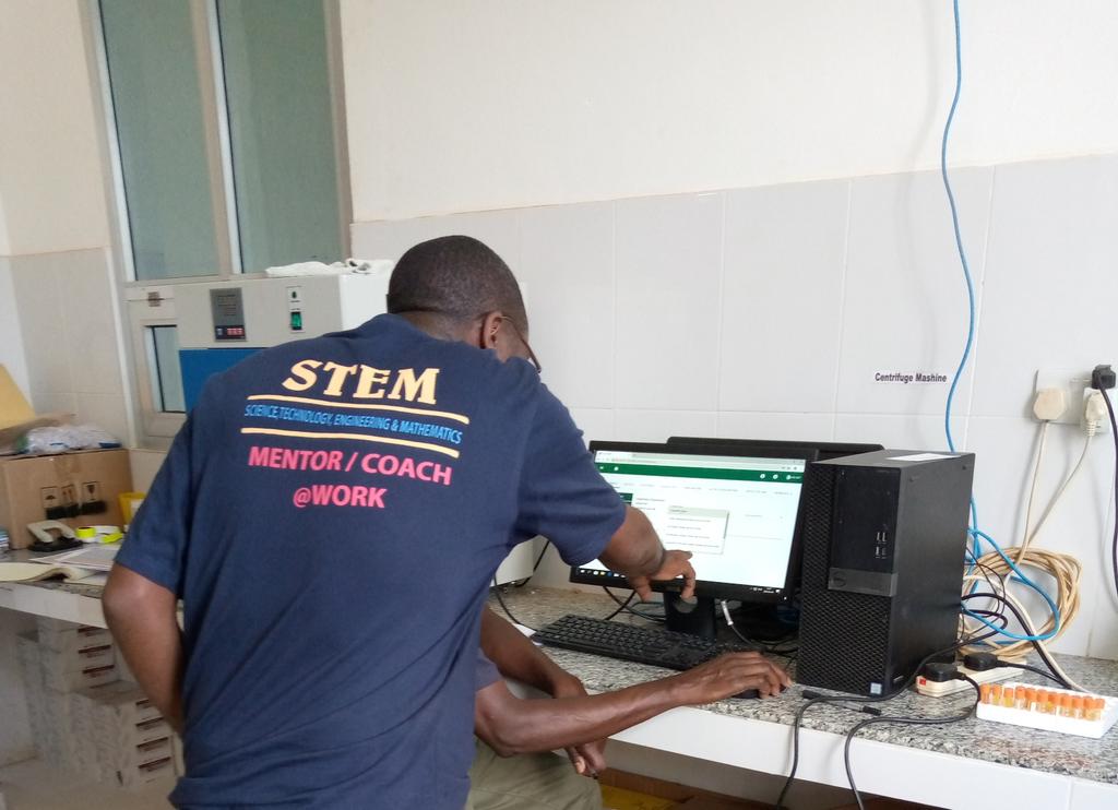 manyonyiisaac's tweet photo. In a fight against #COVID_19 by protecting #HealthWorkers at #ChelaHC in #MsalalaDC. We use this partial closing of @NM_AIST to install & train use of #GOTHOMIS. @Laltaika1 @StemiforAfrica @TAMISEMI2015 @SimonBerege @umwalimu @EaCenit @wizara_afyatz @KitaliErick @Mapula99257691 https://t.co/ugtKyou3JT