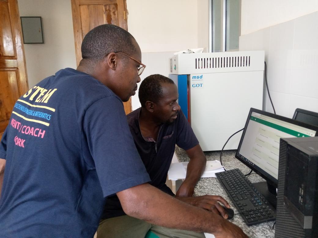 manyonyiisaac's tweet photo. In a fight against #COVID_19 by protecting #HealthWorkers at #ChelaHC in #MsalalaDC. We use this partial closing of @NM_AIST to install & train use of #GOTHOMIS. @Laltaika1 @StemiforAfrica @TAMISEMI2015 @SimonBerege @umwalimu @EaCenit @wizara_afyatz @KitaliErick @Mapula99257691 https://t.co/ugtKyou3JT