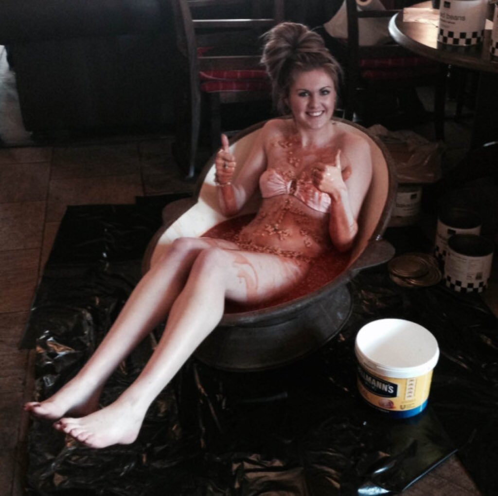 MMortemm's tweet photo. @writingiswar Bean bathing is a thing. https://t.co/jilzMvtXUR