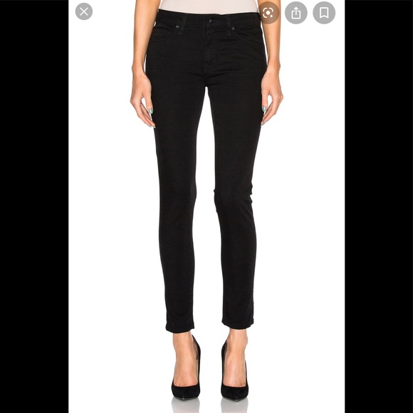 scarysarey's tweet photo. So good I had to share! Check out all the items I'm loving on @Poshmarkapp #poshmark #fashion #style #shopmycloset #10crosbydereklam #oneil #garage: https://t.co/liMfU0ejYS https://t.co/5LDX1rhAtp