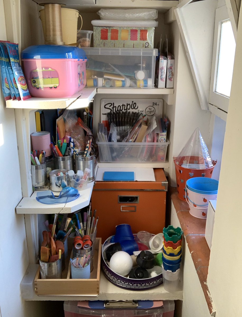 CJBowry's tweet photo. When we moved into this house
He was so excited to have a Victorian larder - window included
I bagsied it for #artsandcrafts
He rolled his eyes
Best decision ever
It’s like the gate to the secret garden for 7yo & 9yo
#busyhandsarehappyhands
#makinganddoing ✏️ 🎨 🖍 ✂️ https://t.co/bzMLzllLQM