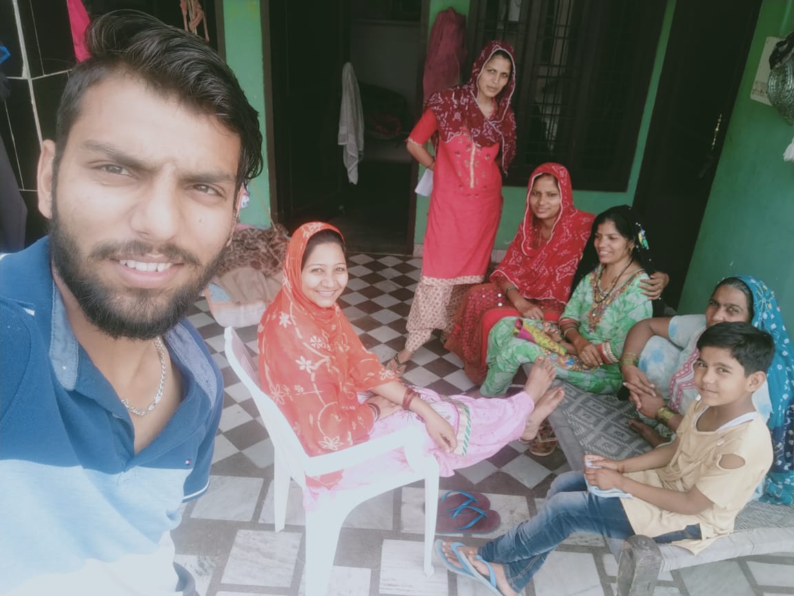 kapilnain07's tweet photo. #family #love #friends #happy #instagood #christmas #fun #baby #life #like #photography #familytime #kids #photooftheday #follow #cute #instagram #smile #travel #beautiful #picoftheday #familia #happiness #food #home #art #fashion #nature #momlife #bhfyp https://t.co/41UhUcoKCs