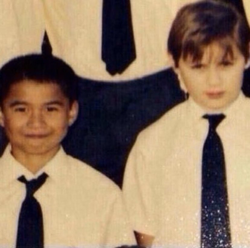 cthbaobao's tweet photo. I’ve been tweeting for 2-3 hours straight so I will end this with pics of fetus 5SOS #billboardcountthe10k https://t.co/SGgvhImCR2