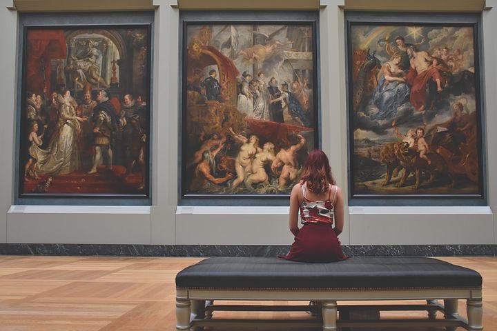NLinBE's tweet photo. Thuistip #2 van #NLinBE:
Net als in Nederland zijn in België de #musea 🖼 tijdelijk gesloten.
De #VanEyck expo in @mskgent en #Brugge volg je nu via een virtuele tour, gewoon vanuit je luie stoel!
🎨 https://t.co/uOdMU1YdOU
🎨 https://t.co/M5dQUz6wgL https://t.co/VdT6Ck4CyO