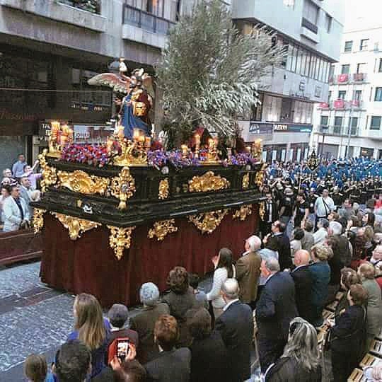Amarrado_Avila's tweet photo. ⚪⚪DIRECTO⚪⚪
A las 12.00h emisión en directo en Youtube y Facebook con unas pinceladas de las últimas estaciones de penitencia de nuestro Domingo de Ramos. Habrá sorpresas, no os lo perdáis!! @EstrellaAlmeria @Pollinita_Cabra
@Veracruzjaen
#cuarentesma #sentiramarrado https://t.co/SnjzLYmi22