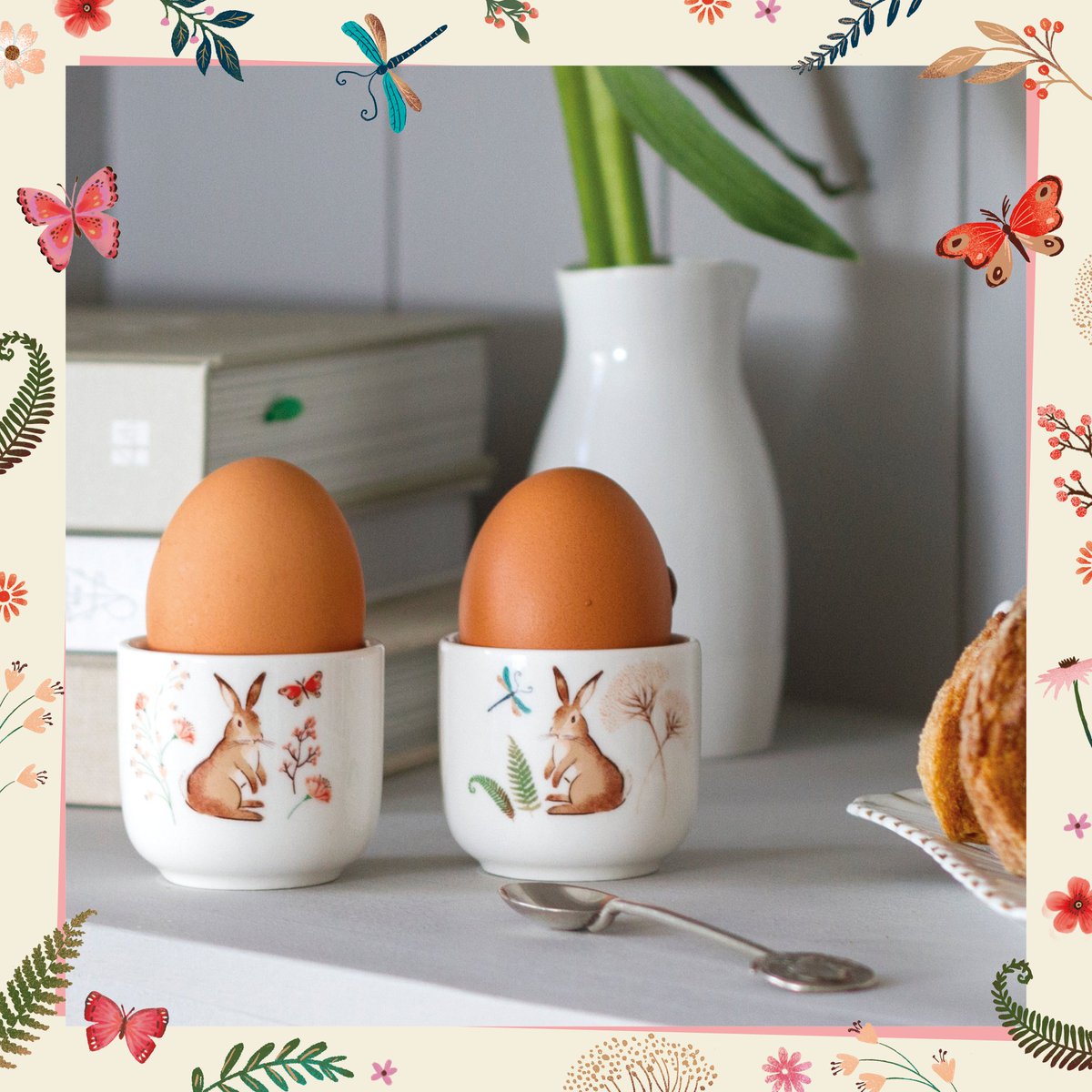 HannahFlorish's tweet photo. These egg cups are the cutest! Perfect for an Easter gift and, better still, supports the @BritishRedCross. #ShopRedCross https://t.co/9OIZmKJ9zR https://t.co/gycrkg4AJu