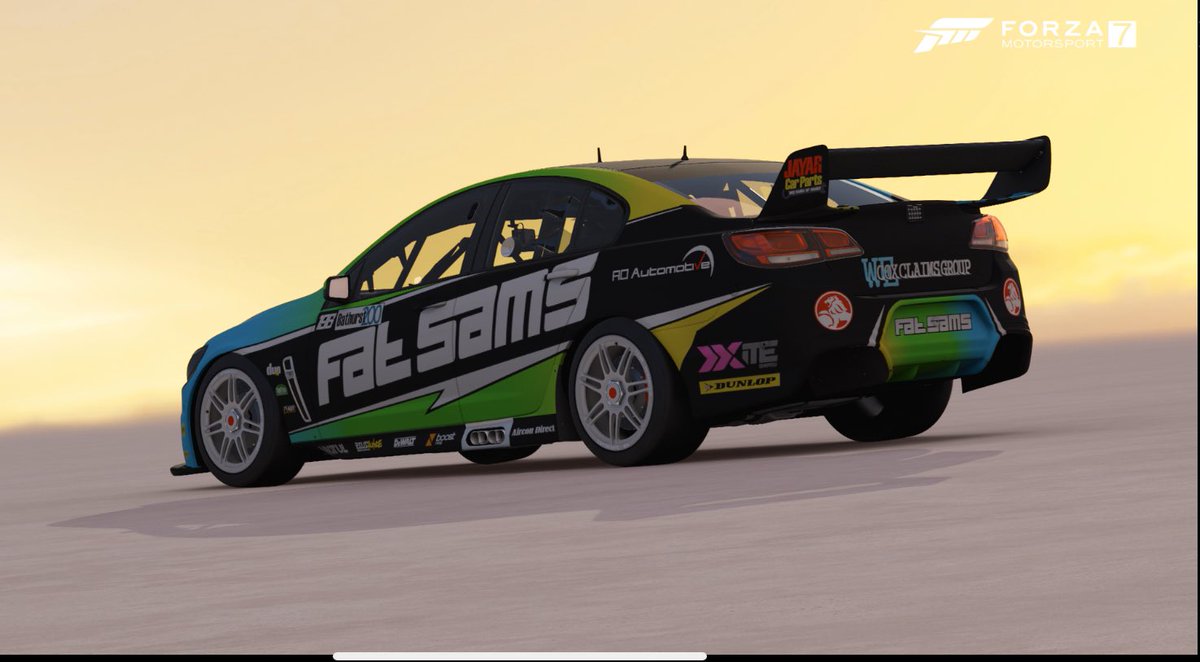 chubbyjoeforza's tweet photo. A paint for the #bathurst200 #forzashare #jayarcarparts #holden #commordore #fatsams #duo #rdautomotive #racecar #v8supercar #VirtualPhotography https://t.co/NuaiZW7Yxr