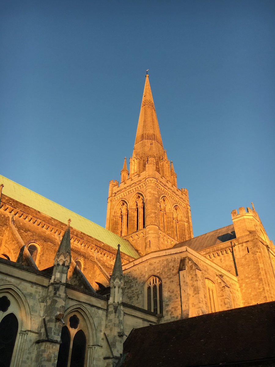Timeless Chichester Cathedral in the late West Sussex afternoon sun. Waiting to welcome you back when the time is right #stayhomefornow #staysafe 😊