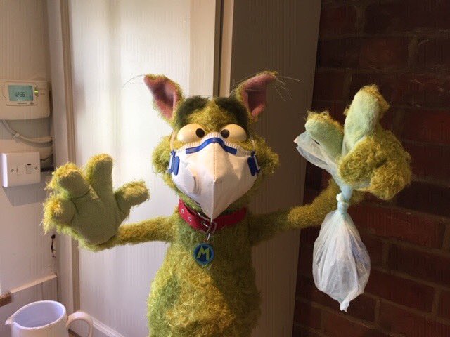 CJandMax's tweet photo. Poor Max #struggling #QuarantineLife #lonely #lockdown https://t.co/4iqbTRMkNk
