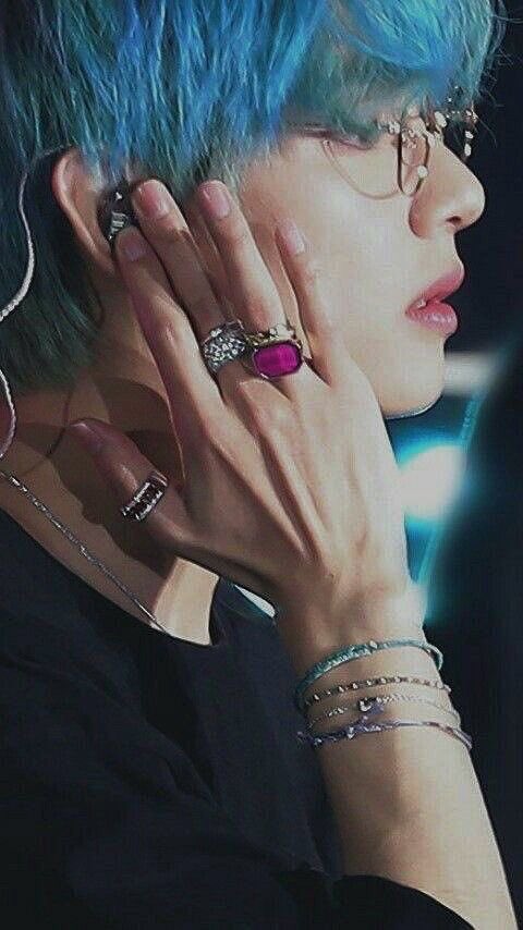 Taehyung’s Jewelry— a thread