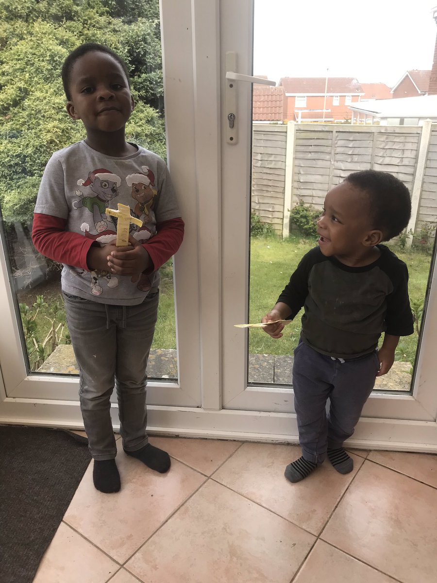 talk_cjay's tweet photo. @foundation20191 Happy Palm Sunday with love from Kamsi and Ebube.

Warm regards to Miss Wilson, Miss Adamson, Miss Appleyard, Mr Krlic and all my friends too all over the world @foundation20191 https://t.co/eIXQ17lf4K