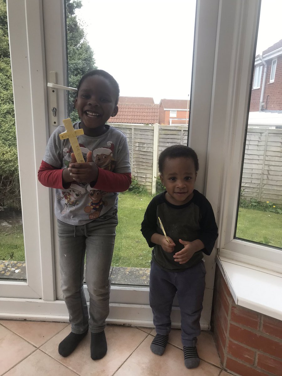talk_cjay's tweet photo. @foundation20191 Happy Palm Sunday with love from Kamsi and Ebube.

Warm regards to Miss Wilson, Miss Adamson, Miss Appleyard, Mr Krlic and all my friends too all over the world @foundation20191 https://t.co/eIXQ17lf4K