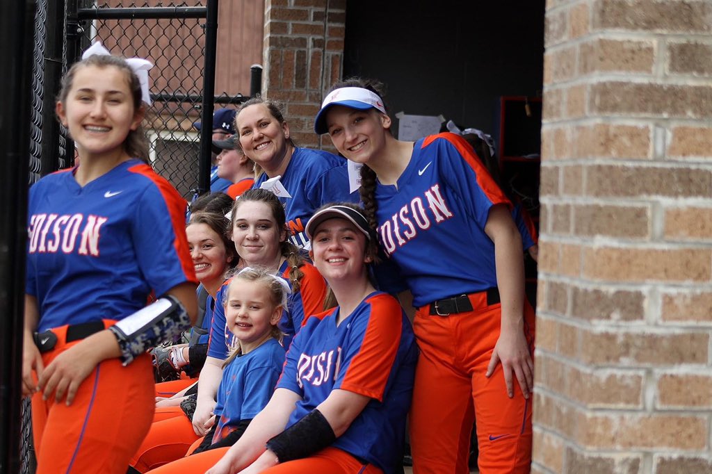Edison Chargers Softball tweet media