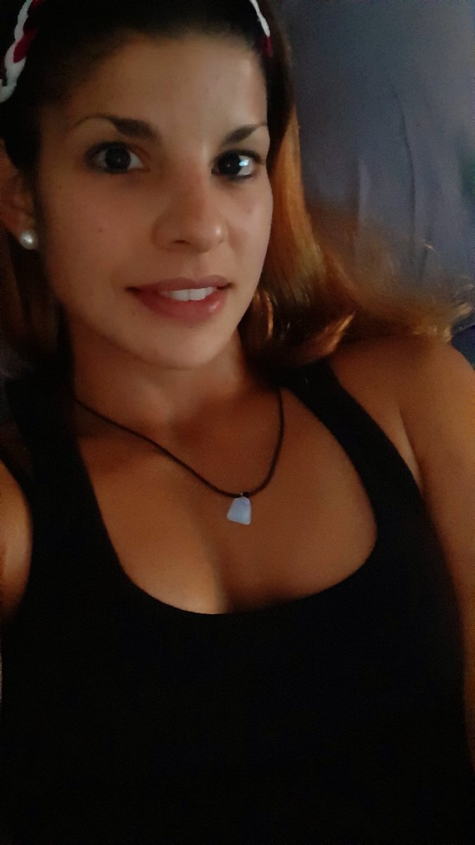 NatyysRe's tweet photo. Seamos siempre el reflejo de nuestros sentimientos... 🦋🌌 #sentirmas #masamor 🌠💟 https://t.co/vlHFwHulws